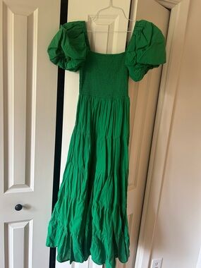 Petal & Pup Emerald Green Puff-Sleeve Smocked Maxi Dress